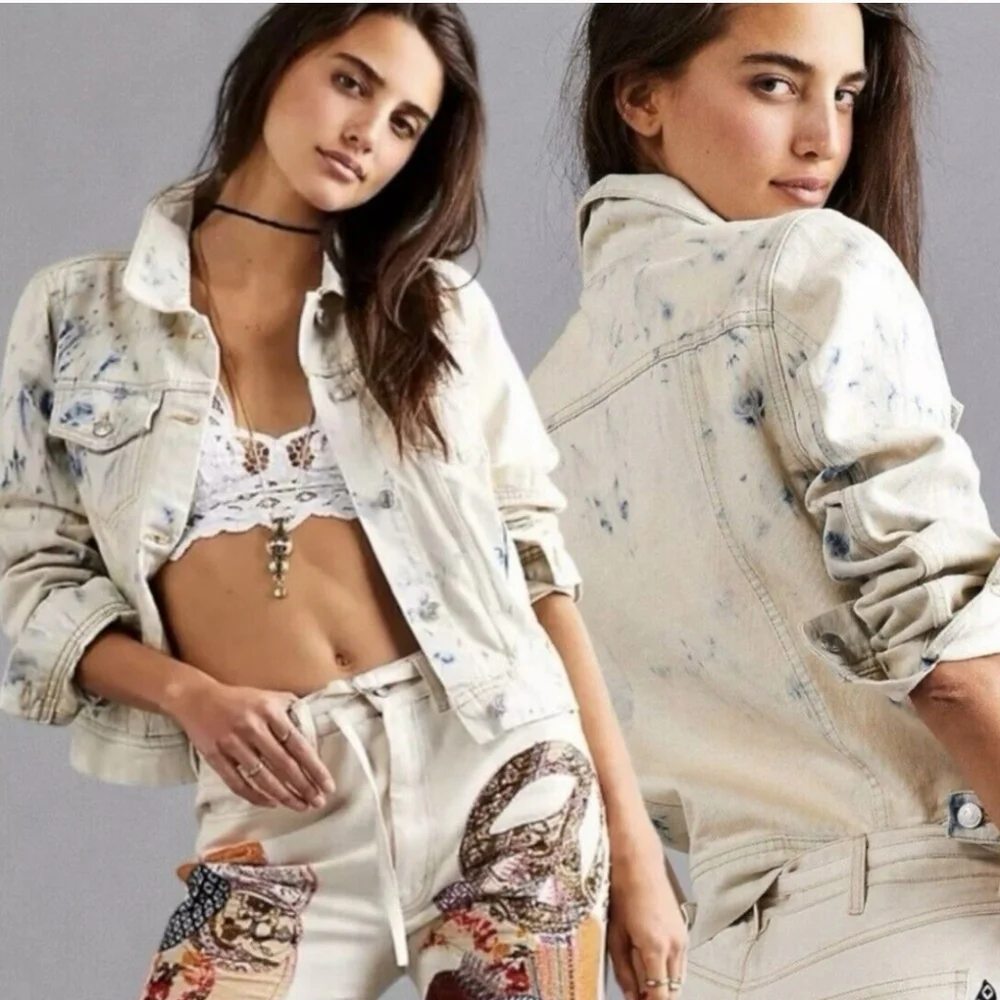 FREE PEOPLE Rumors Tie Dye Unique Semi-cropped Denim Jacket NWT XS - Picture 3 of 12